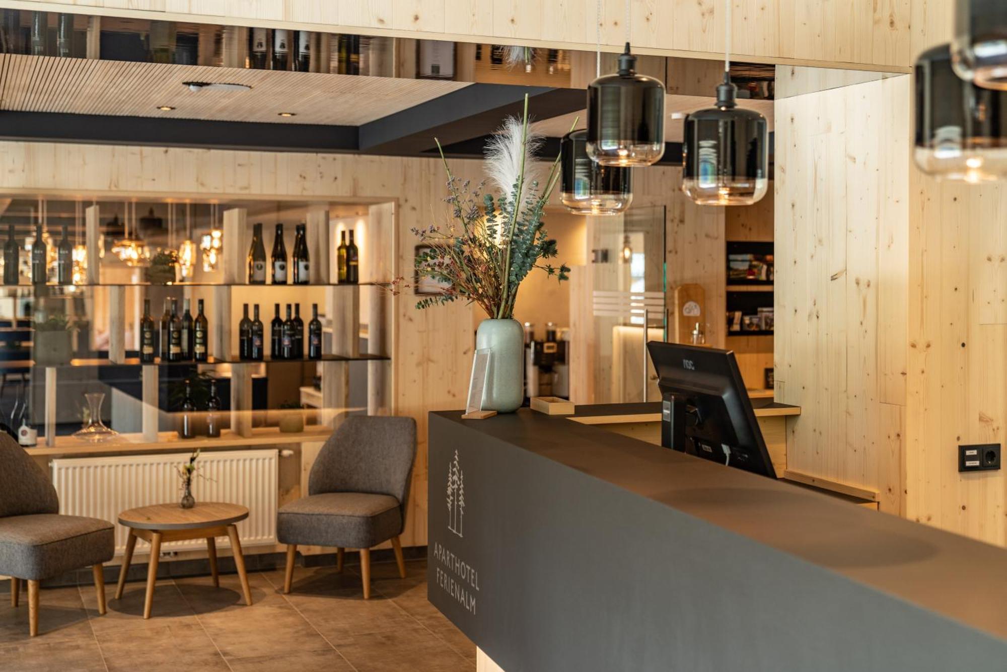 Ferienalm Panorama Apartments Шладминг Екстериор снимка