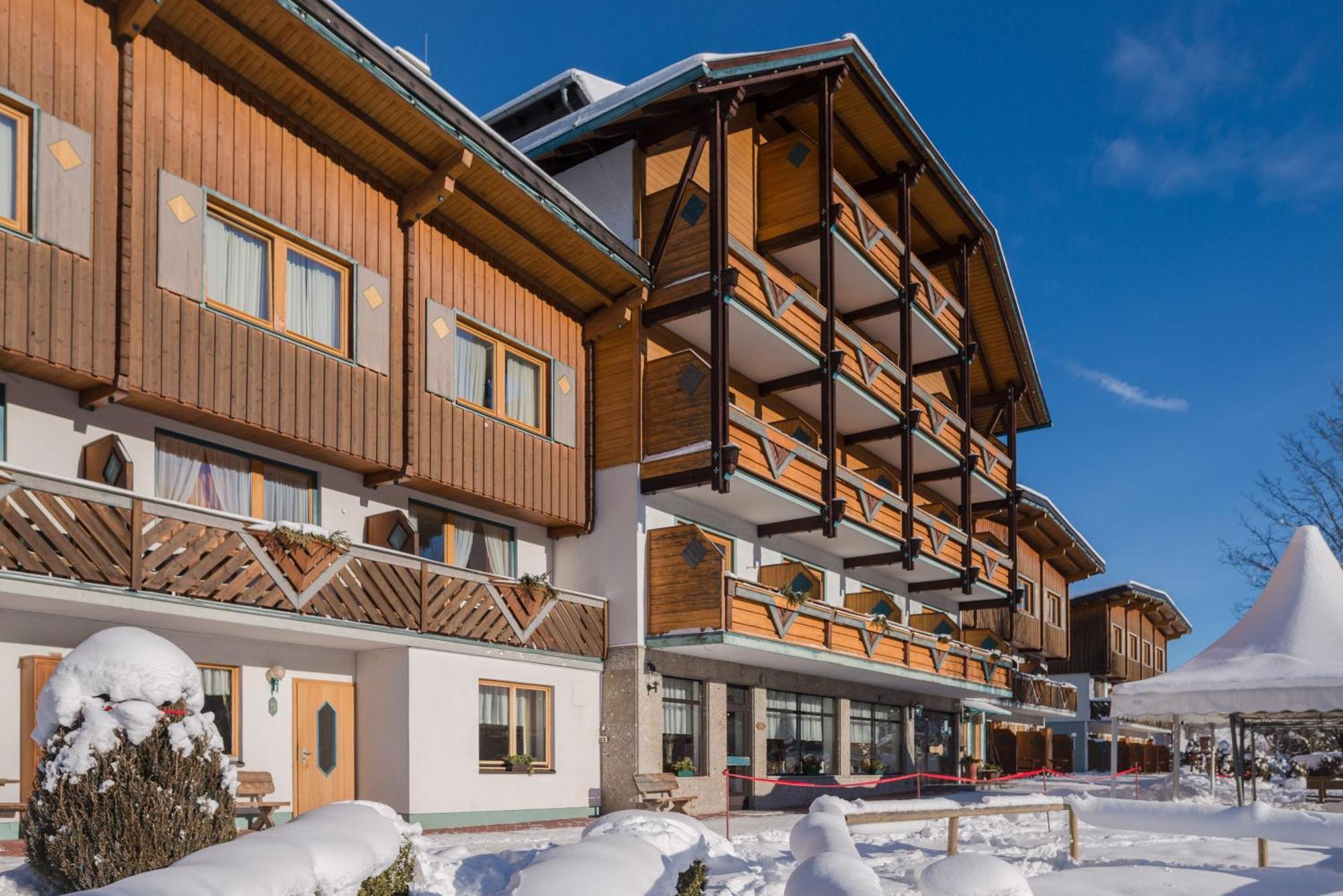 Ferienalm Panorama Apartments Шладминг Екстериор снимка